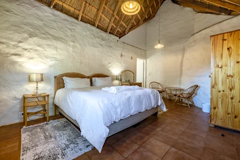 Nala Rondavel Cluster | Ramabanta Trading Post